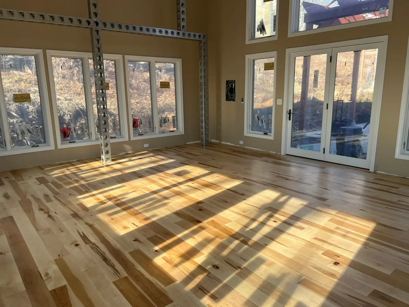 hardwood-flooring-installation-01