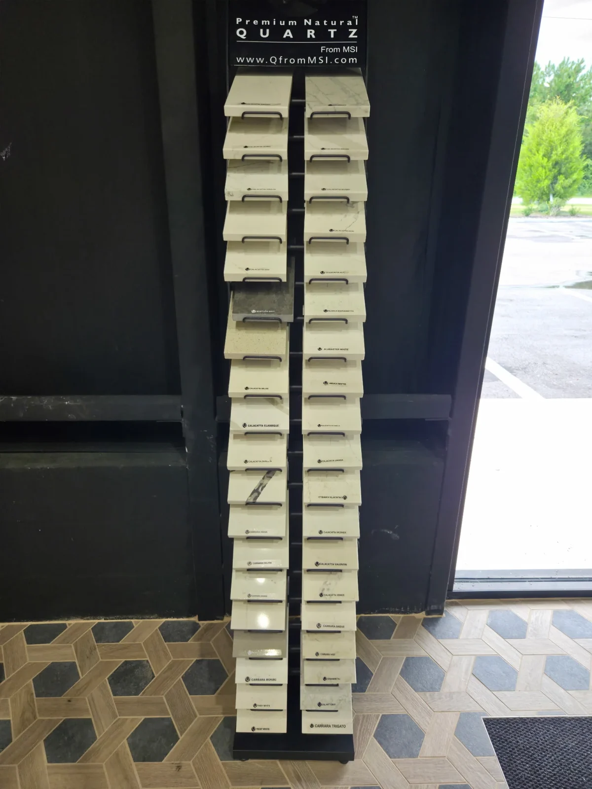 quartz-countertop-sample-display-msi